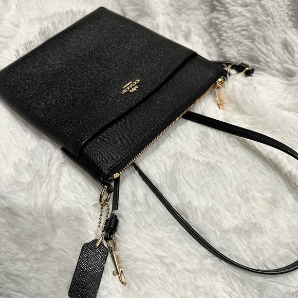 Coach Cross body - Picture 2 of 2